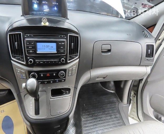 Hyundai Starex — miniaturë 10