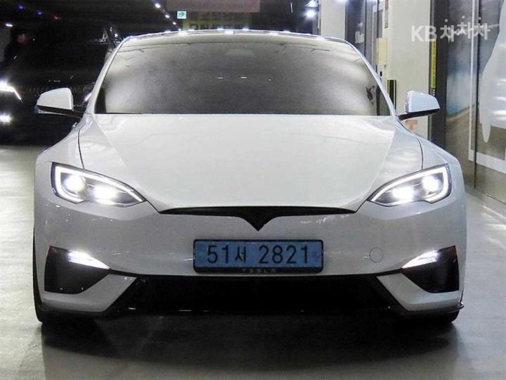 Tesla Model S — miniaturë 2
