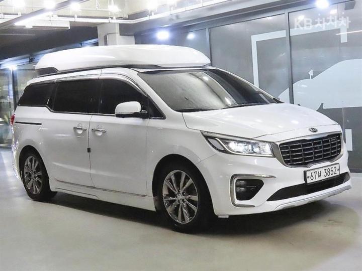 Kia Carnival 하이리무진 3.3 가솔린 7인승 프레지던트 — foto 1