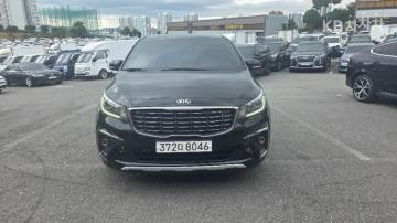 Kia Carnival 9인승 2.2 디젤 럭셔리 — foto 1