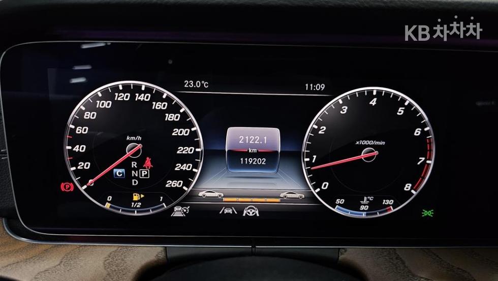 Mercedes-Benz E-klasse — miniaturë 10