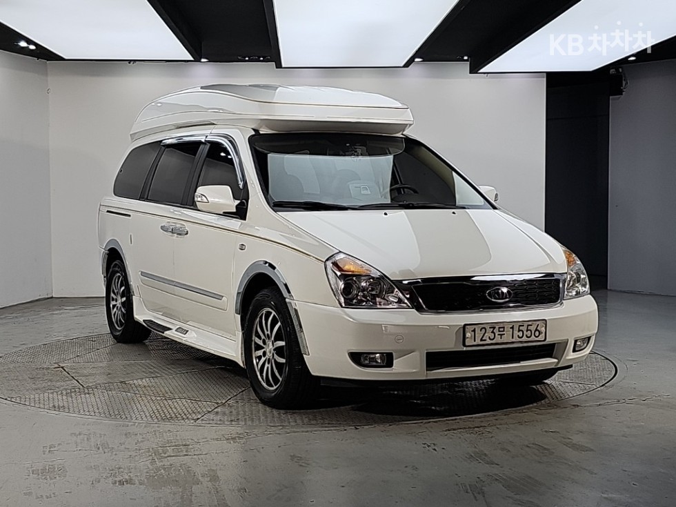 Kia Carnival — miniaturë 2