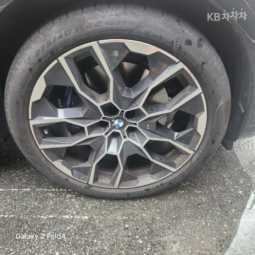 BMW X7 — miniaturë 9
