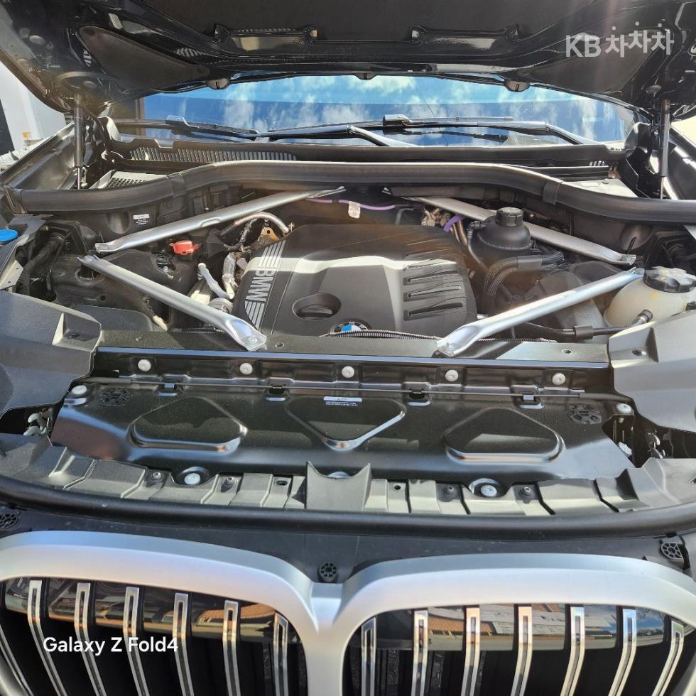 BMW X7 — miniaturë 6