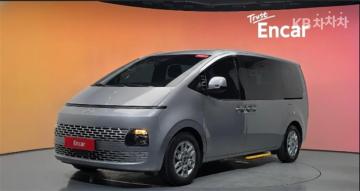 Hyundai Staria 3.5 LPG 투어러 11 모던 — foto 1