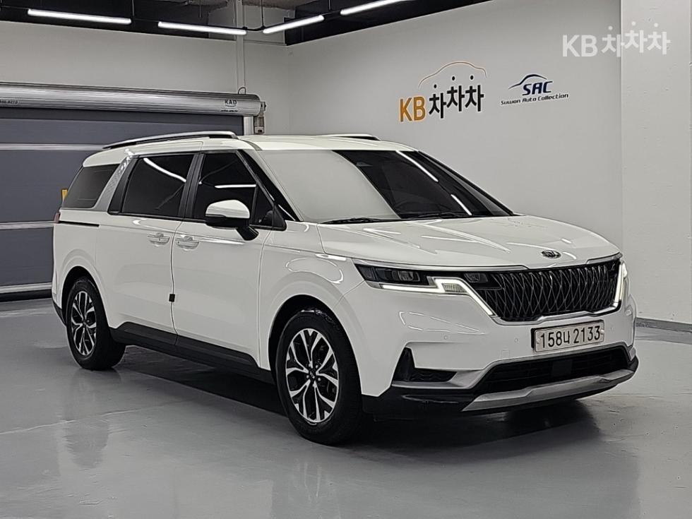 Kia Carnival — miniaturë 4