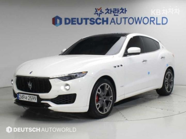 Maserati Levante 3.0 AWD 그란스포츠 — foto 1