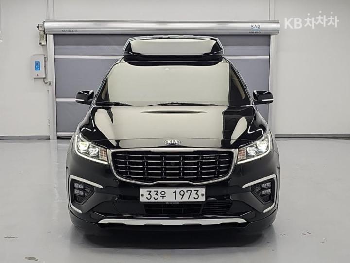 Kia Carnival — miniaturë 2