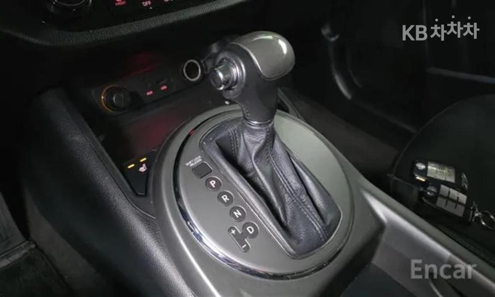 Kia Sportage — miniaturë 9