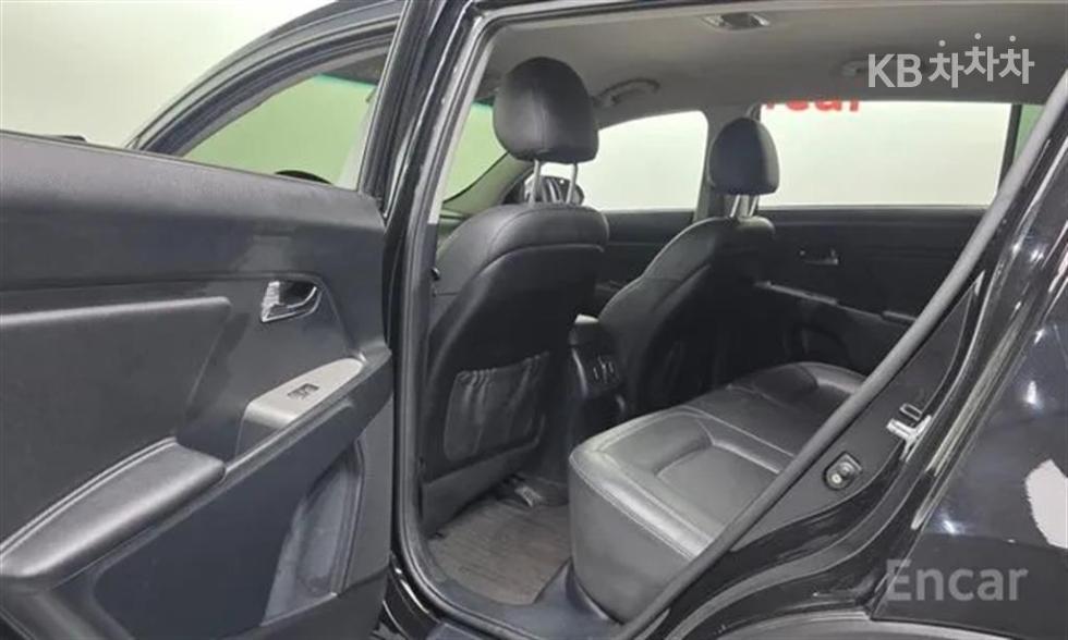 Kia Sportage — miniaturë 16
