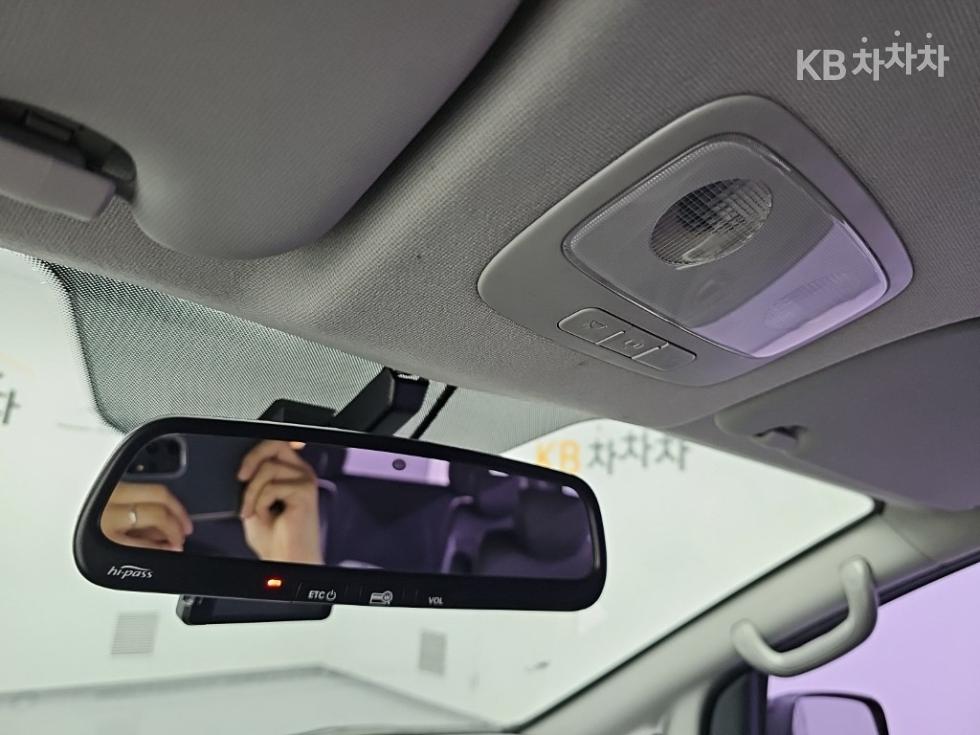 Hyundai Starex — miniaturë 13