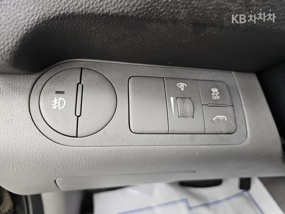 Hyundai Starex — miniaturë 14