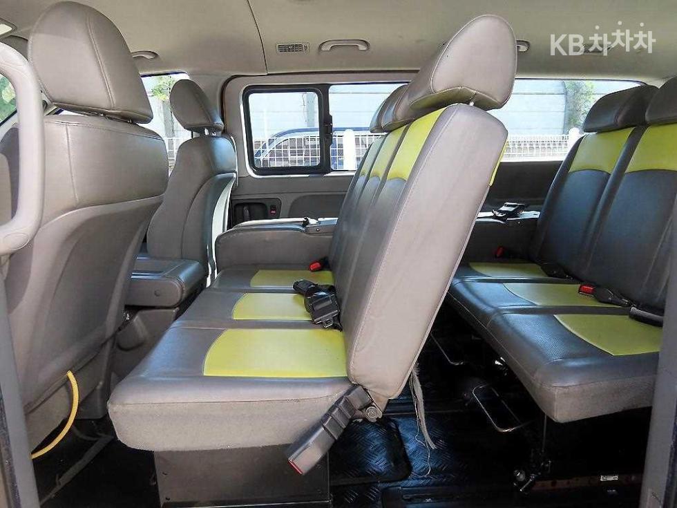 Hyundai Starex — miniaturë 6