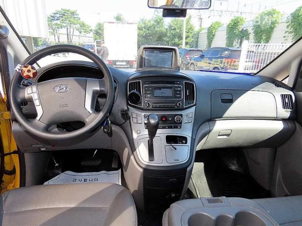 Hyundai Starex — miniaturë 8