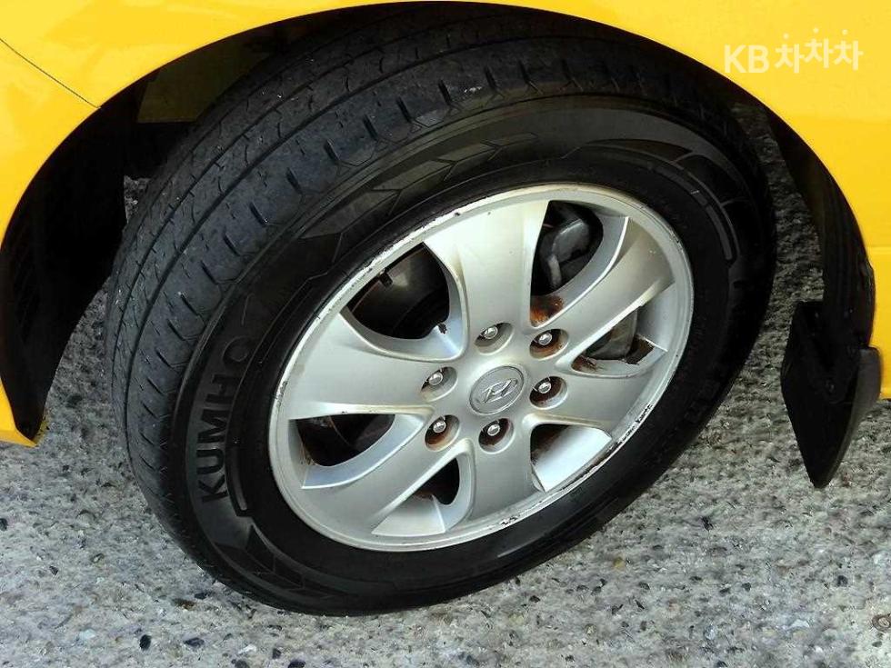 Hyundai Starex — miniaturë 20
