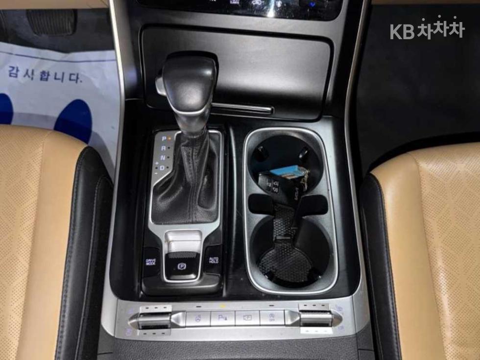 Kia Carnival — miniaturë 14