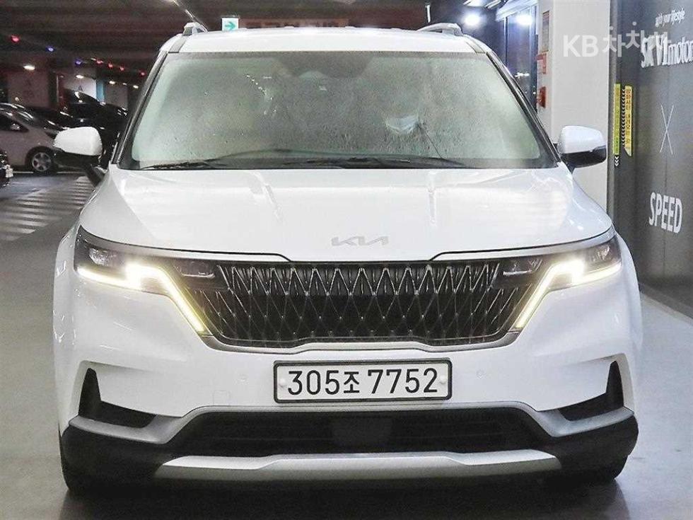 Kia Carnival — miniaturë 2