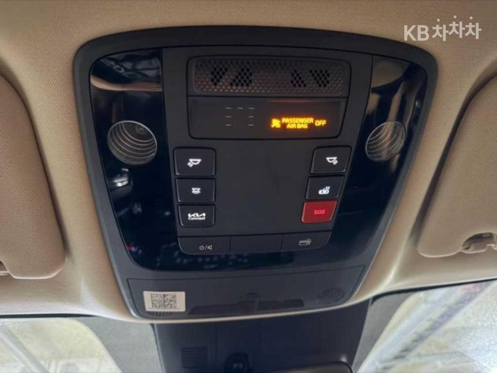 Kia Carnival — miniaturë 13
