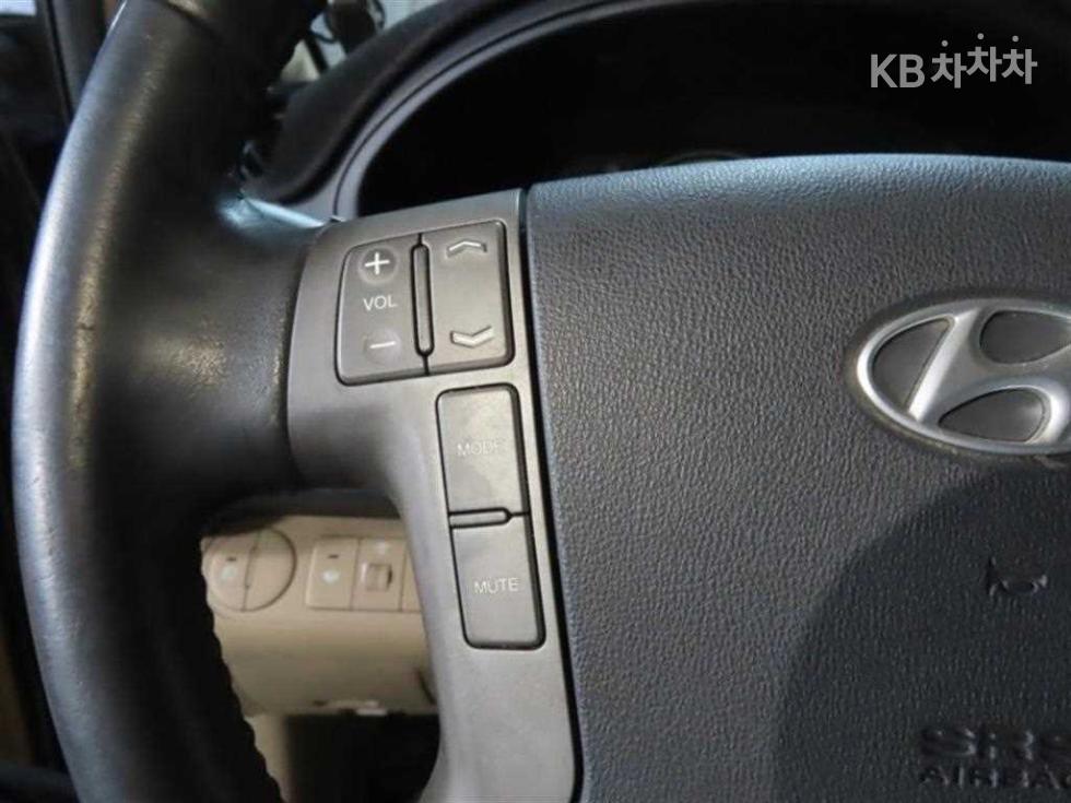Hyundai Starex — miniaturë 10