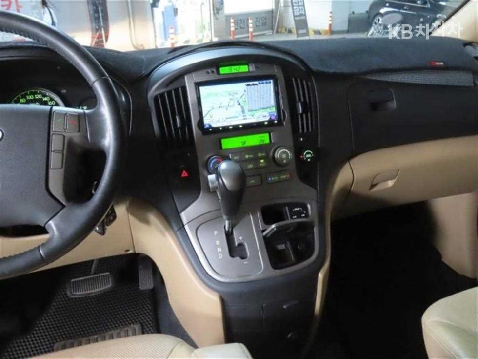 Hyundai Starex — miniaturë 16