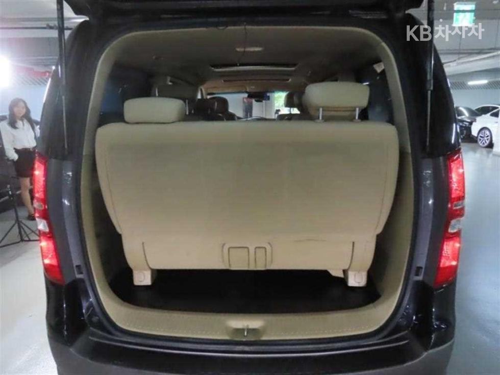 Hyundai Starex — miniaturë 18