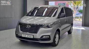 Hyundai Starex 웨건 12인승 4WD 모던 — foto 1
