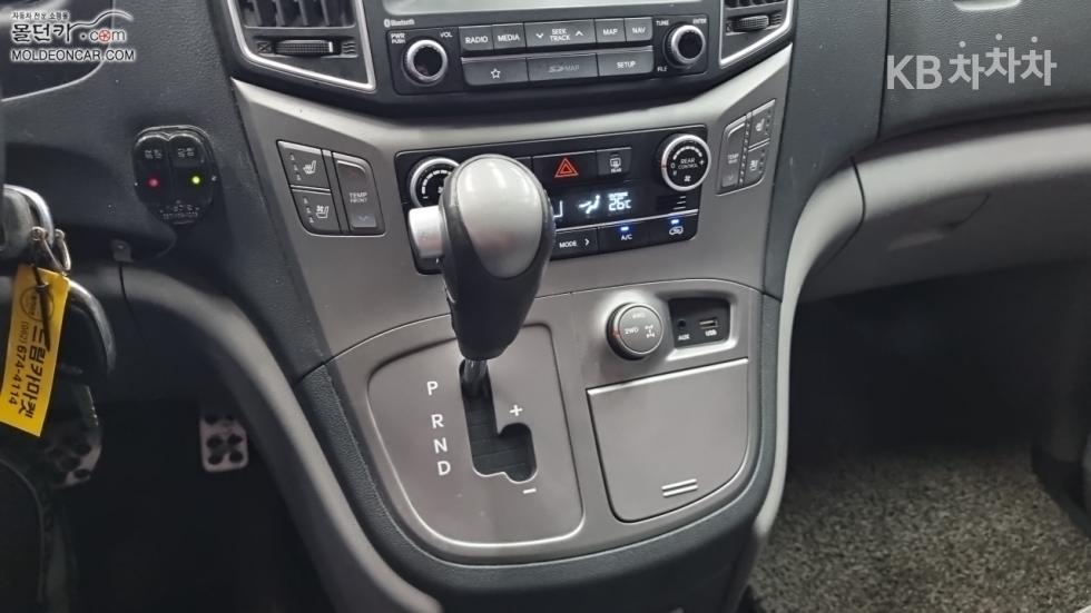 Hyundai Starex — miniaturë 14