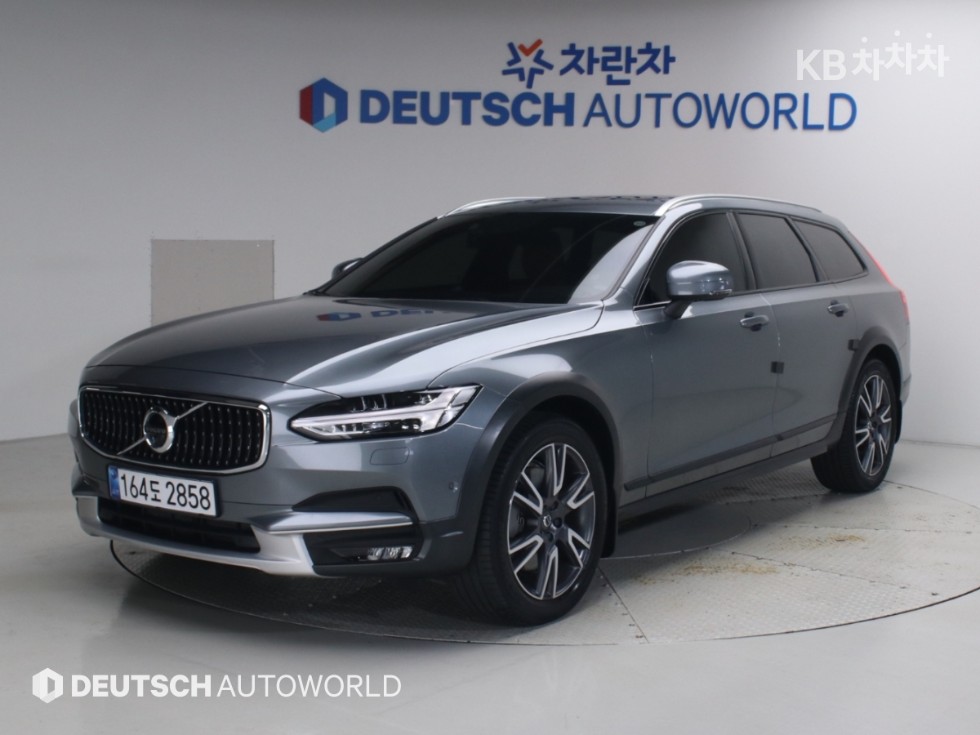 Volvo V90