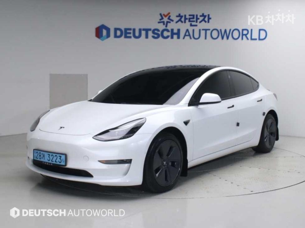 تيسلا Model 3