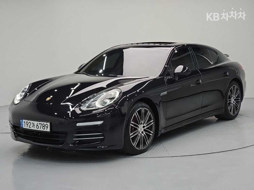 Porsche Панамера