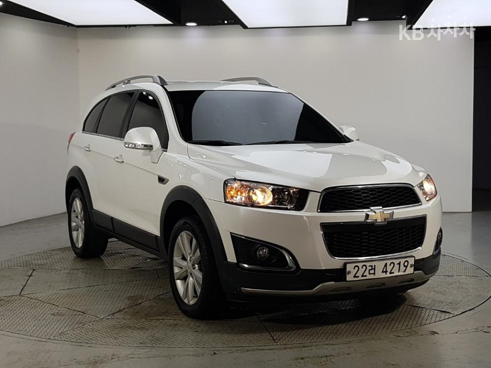 Chevrolet Captiva — miniaturë 2