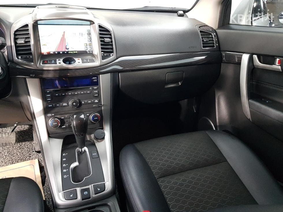 Chevrolet Captiva — miniaturë 10