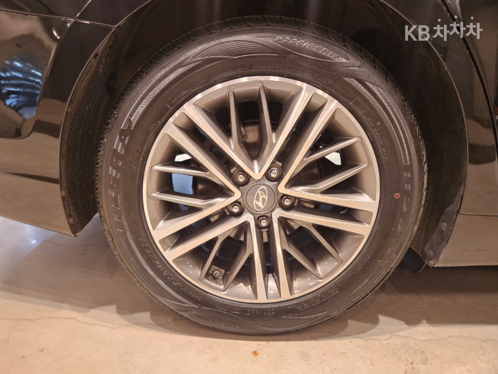 Hyundai Grandeur — miniaturë 9
