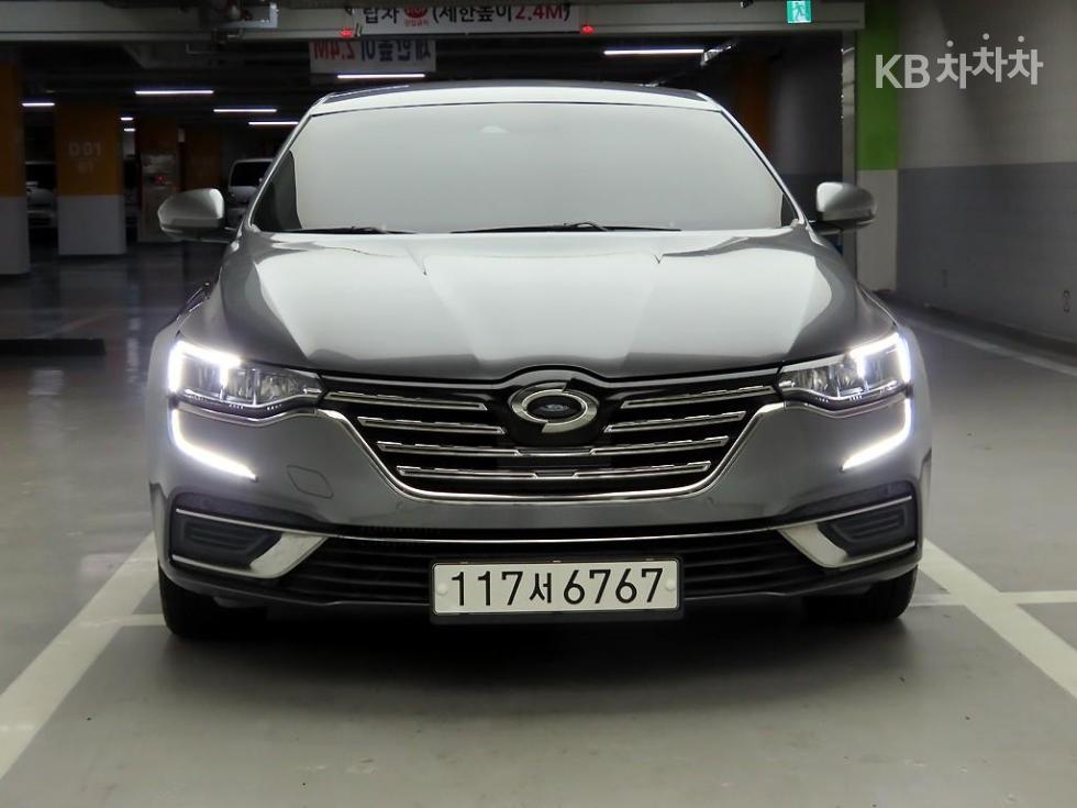 Renault SM6
