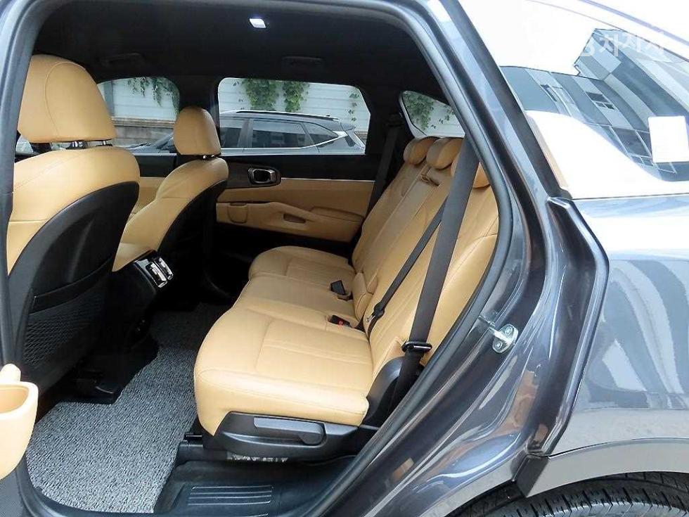 Kia Sorento — miniaturë 6