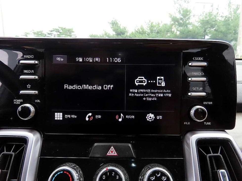 Kia Sorento — miniaturë 13