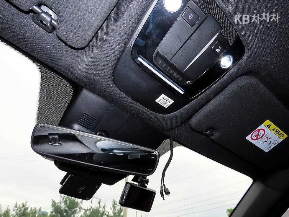 Kia Sorento — miniaturë 16