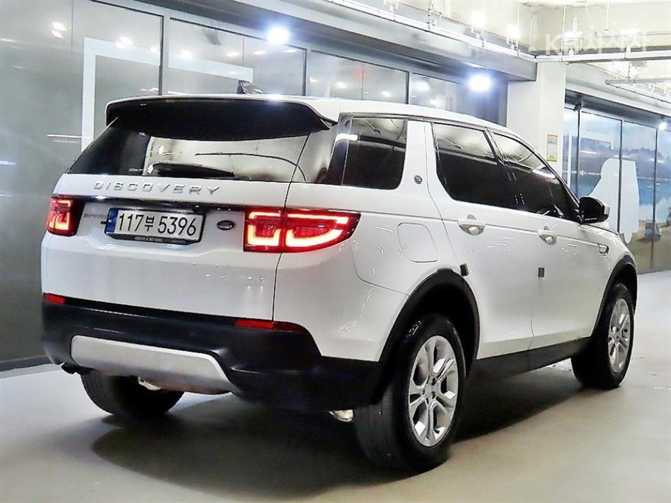 Land Rover Discovery Sport — miniaturë 4