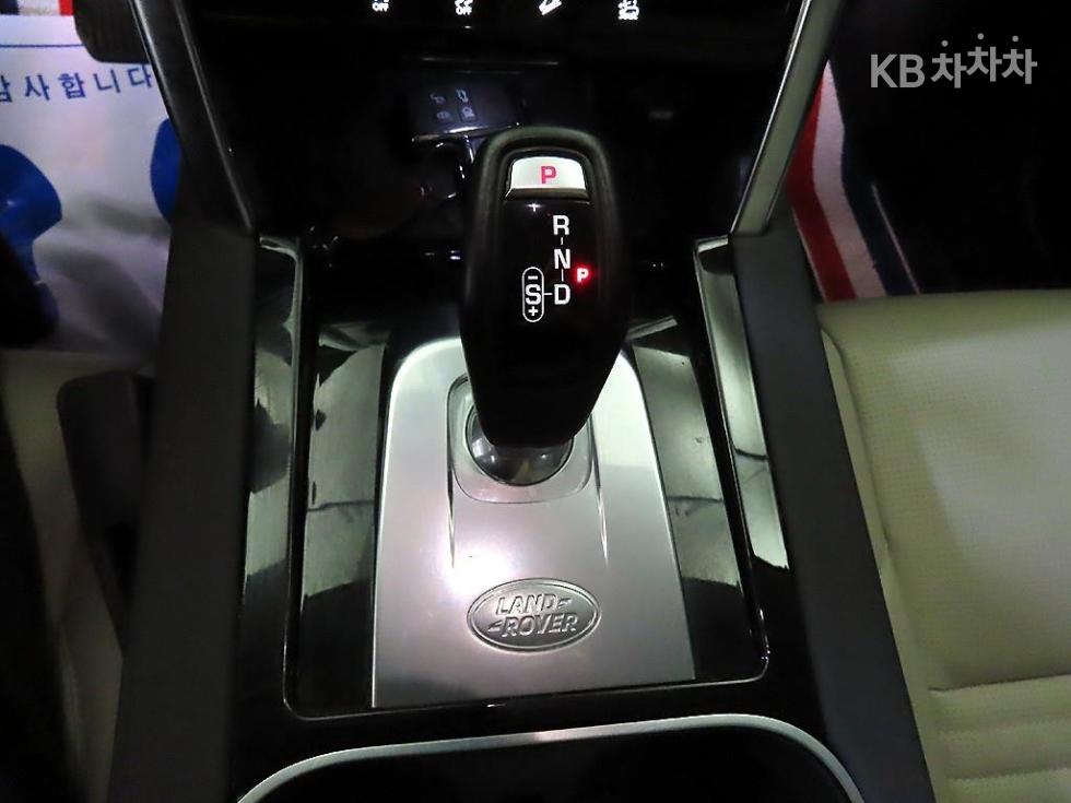Land Rover Discovery Sport — miniaturë 12
