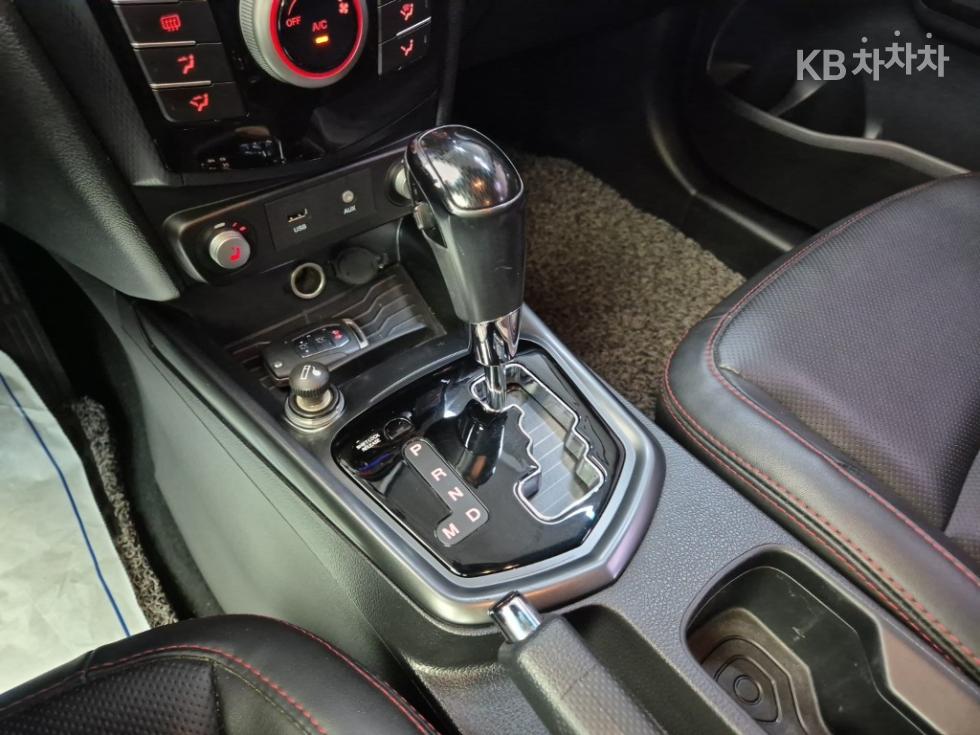 SsangYong Tivoli — miniaturë 8