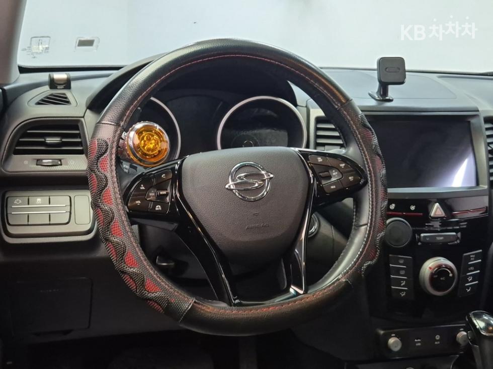 SsangYong Tivoli — miniaturë 9