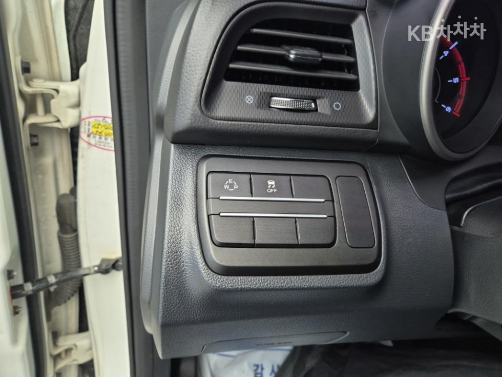 SsangYong Tivoli — miniaturë 16
