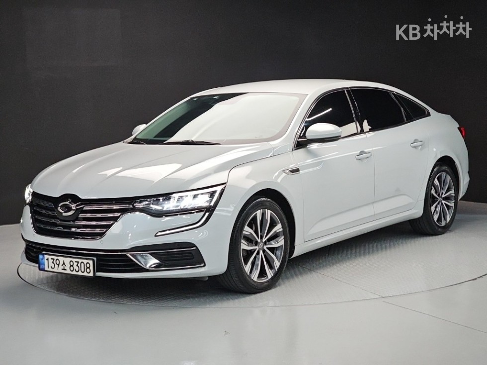 Renault SM6