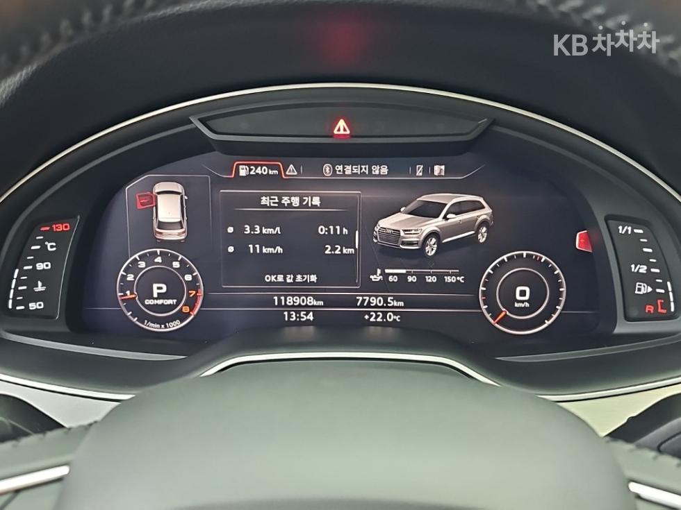 Audi Q7 — miniaturë 6