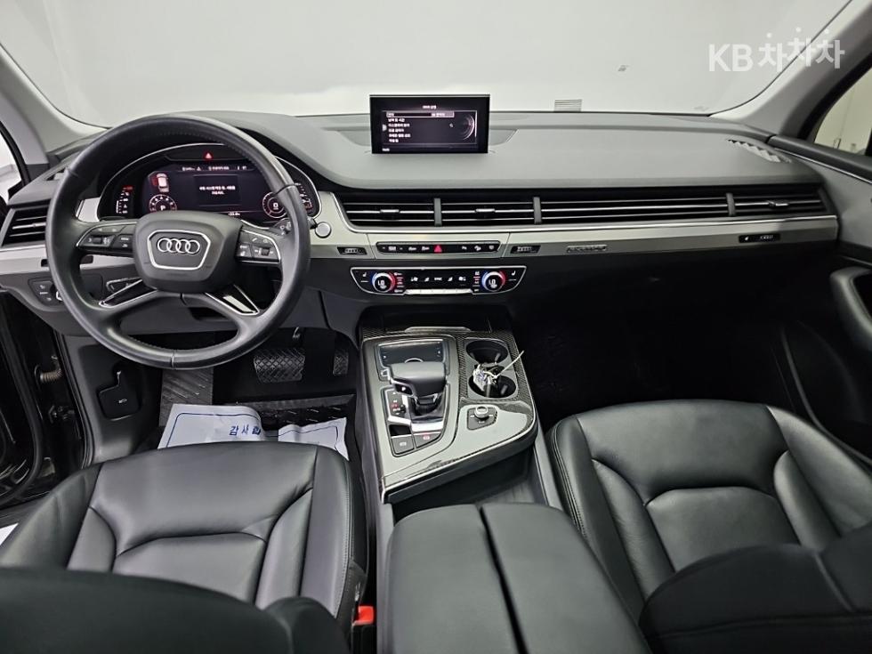 Audi Q7 — miniaturë 7