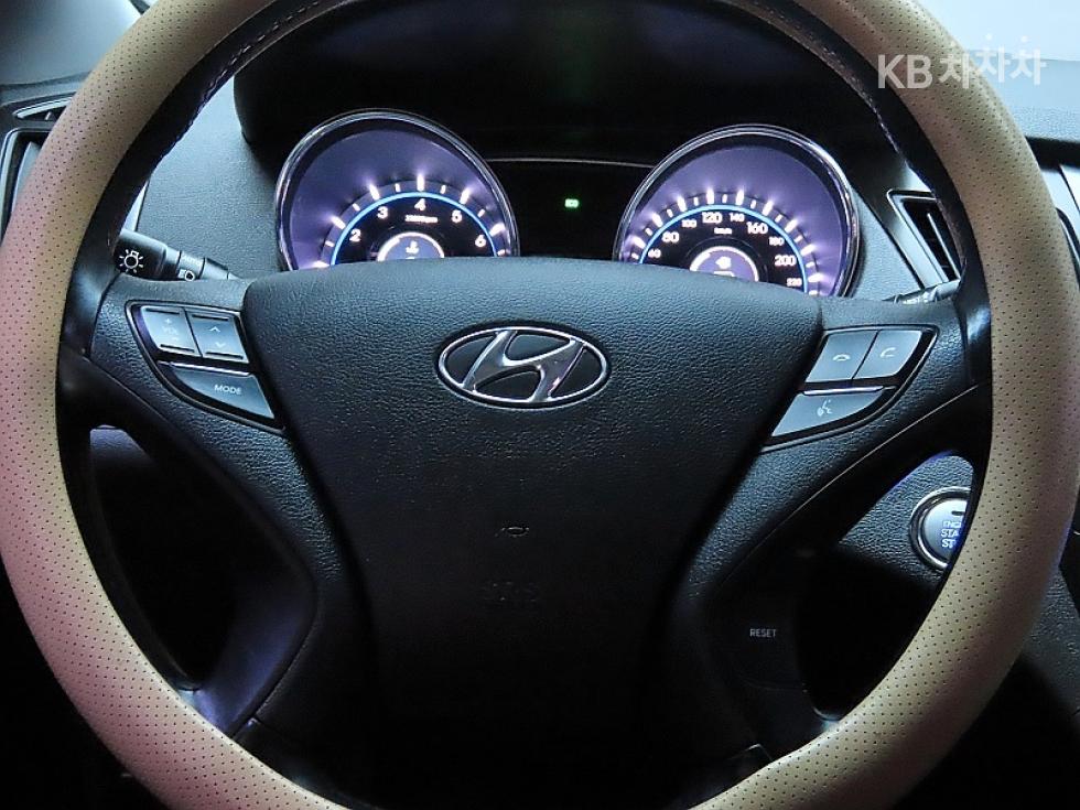 Hyundai Sonata — miniaturë 18