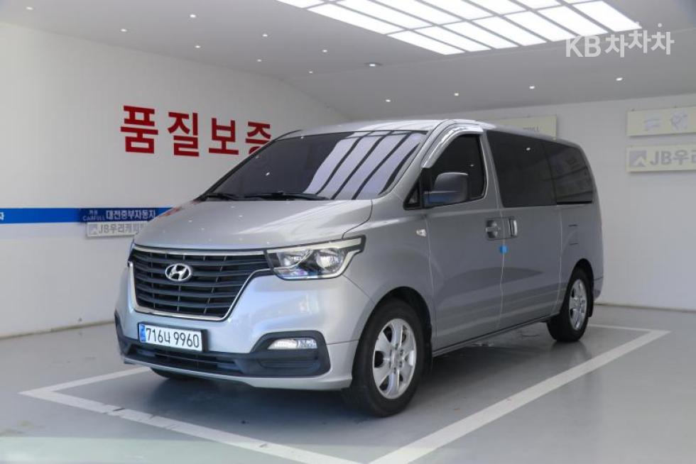 Hyundai Grand Starex