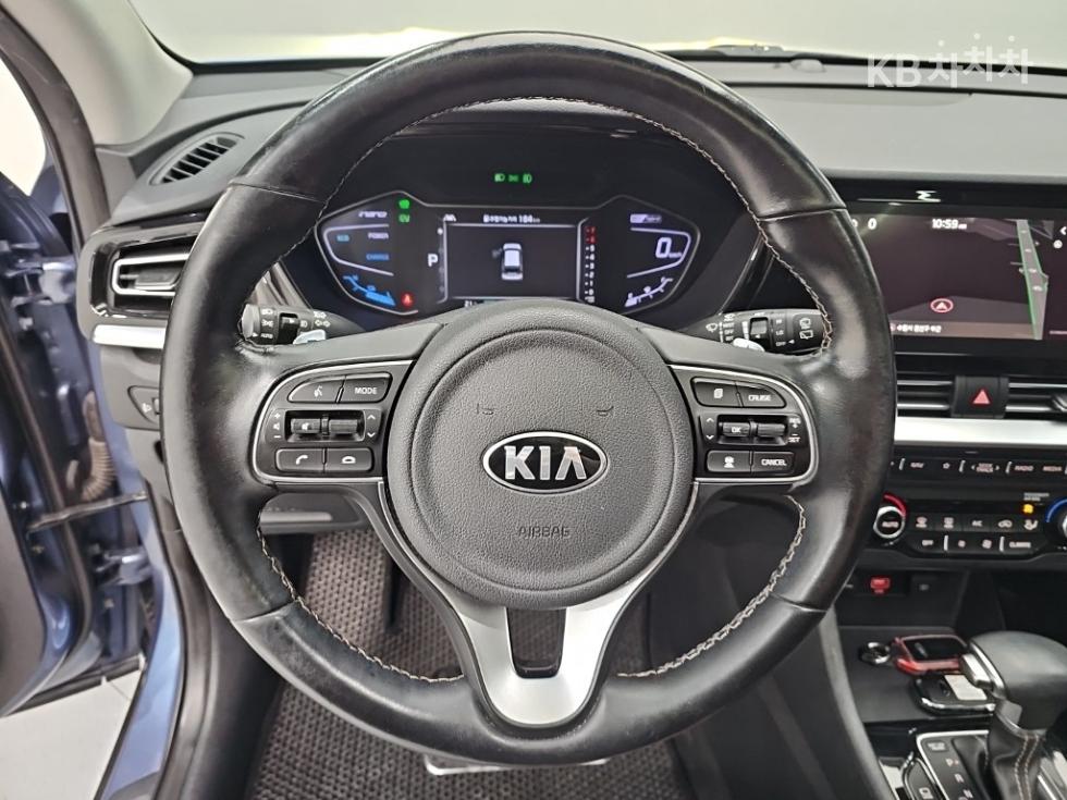 Kia Niro — miniaturë 9