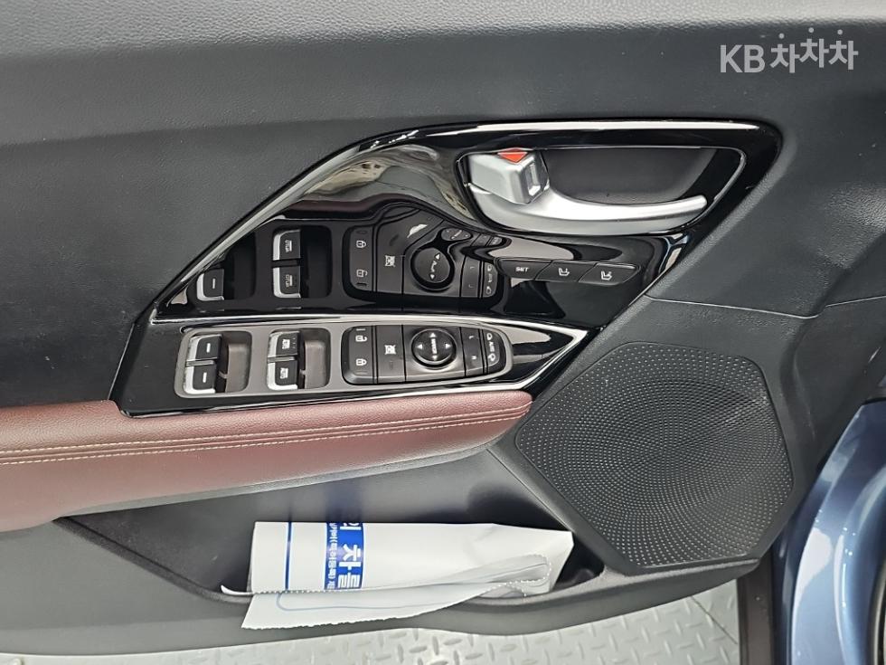 Kia Niro — miniaturë 17