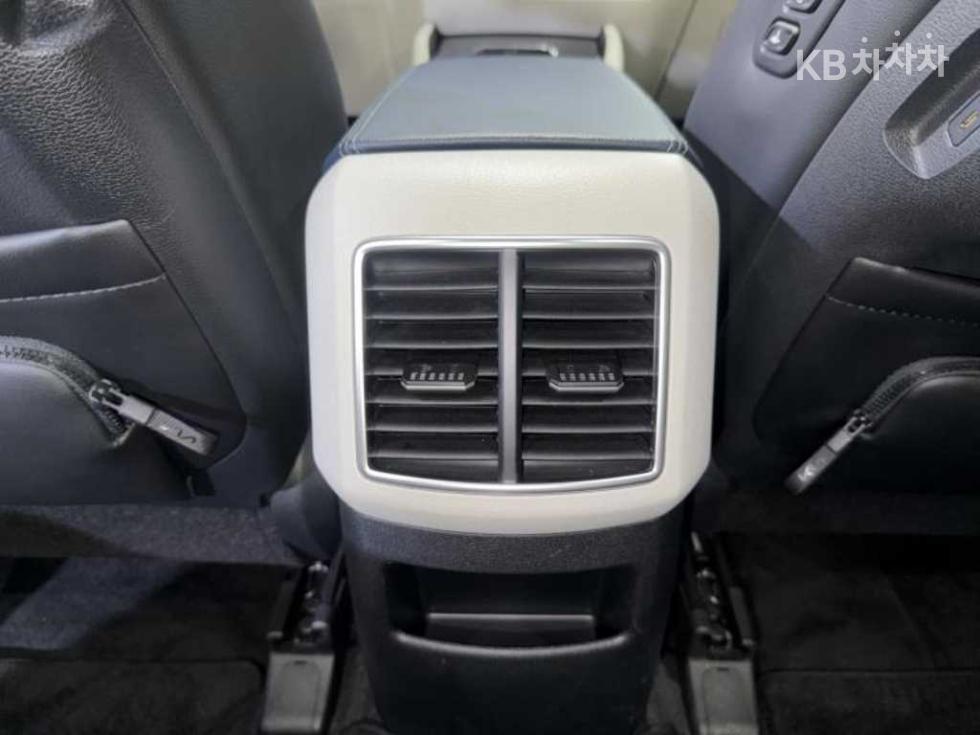 Kia Sportage — miniaturë 12